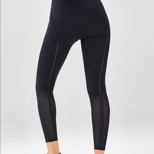 High-Waisted SculptKnit® Openwork 7/8 black